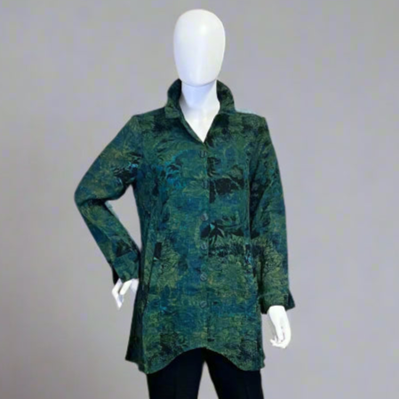 Victoria Susan Wearable Art is a clothing boutique for women in Downtown Camden SC.