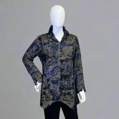 Victoria Susan Wearable Art is a clothing boutique for women in Downtown Camden SC.