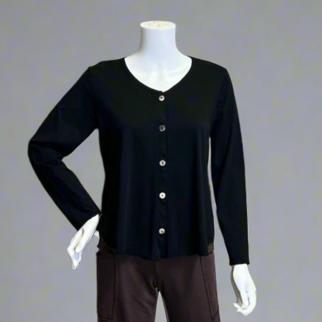 Victoria Susan Wearable Art is a ladies clothing boutique in Downtown Camden, SC.