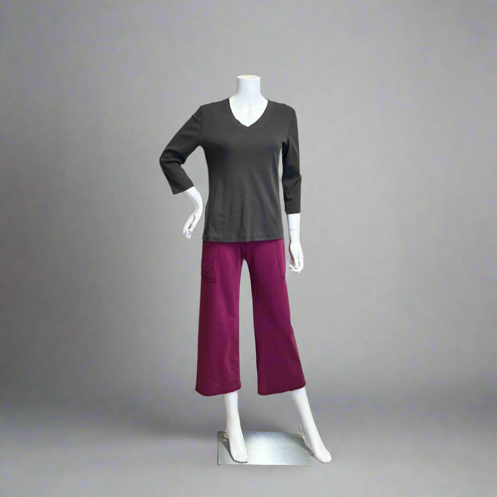 Shop women's clothing and wearable art at Victoria Susan in Downtown Camden, SC.