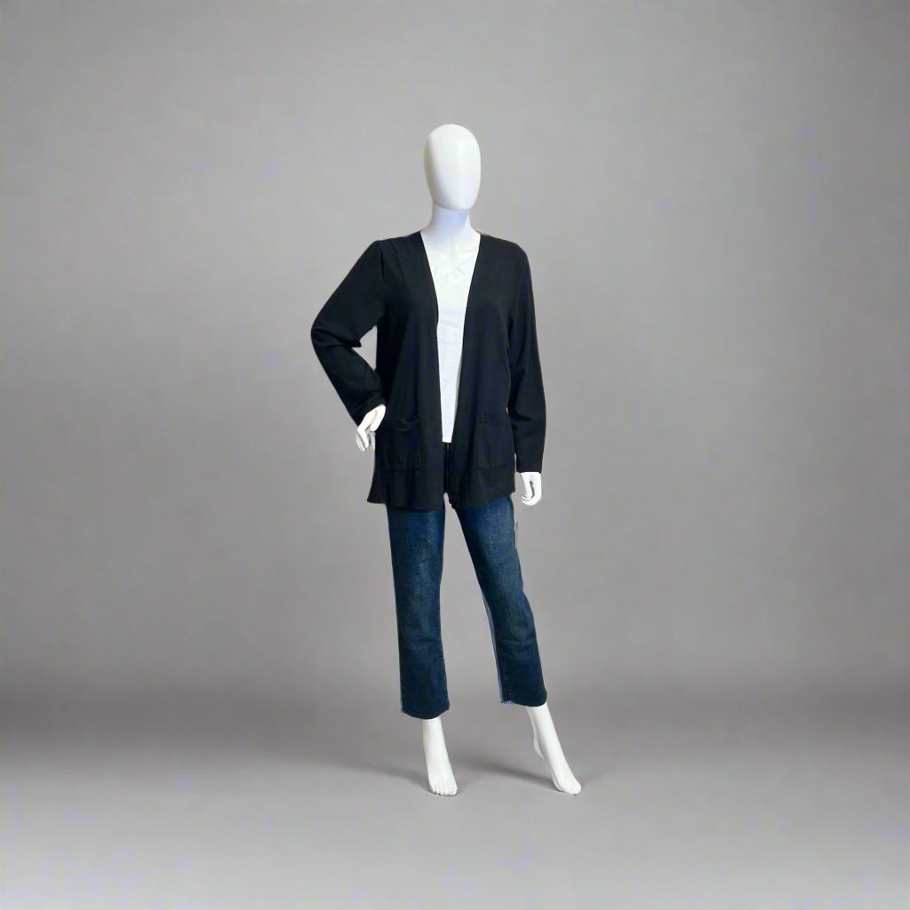 Shop women's clothing and wearable art at Victoria Susan in Camden, SC.