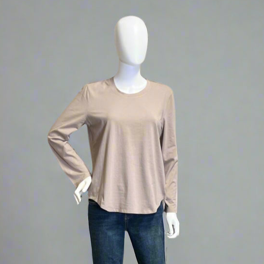 Shop women's clothing and wearable art at Victoria Susan in Camden, SC. 