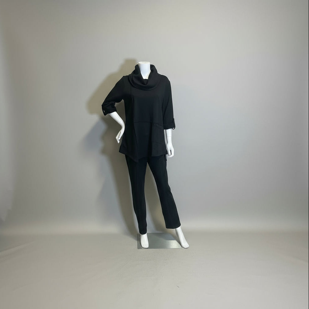 Shop women's clothing and wearable art at Victoria Susan in Camden, SC. 