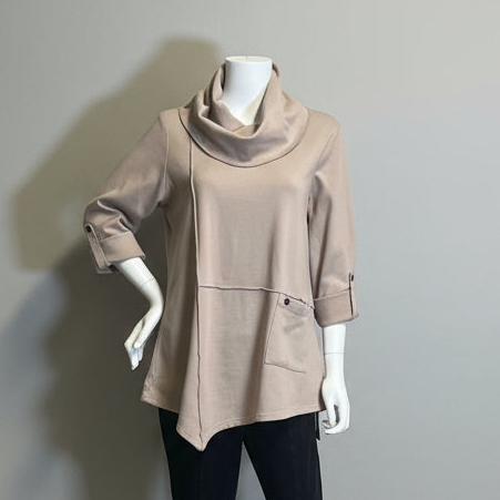 Shop women's clothing and wearable art at Victoria Susan in Camden, SC. 