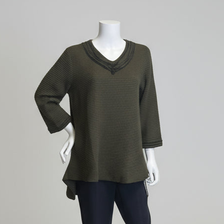 Shop women's clothing and wearable art at Victoria Susan in Camden, SC. 