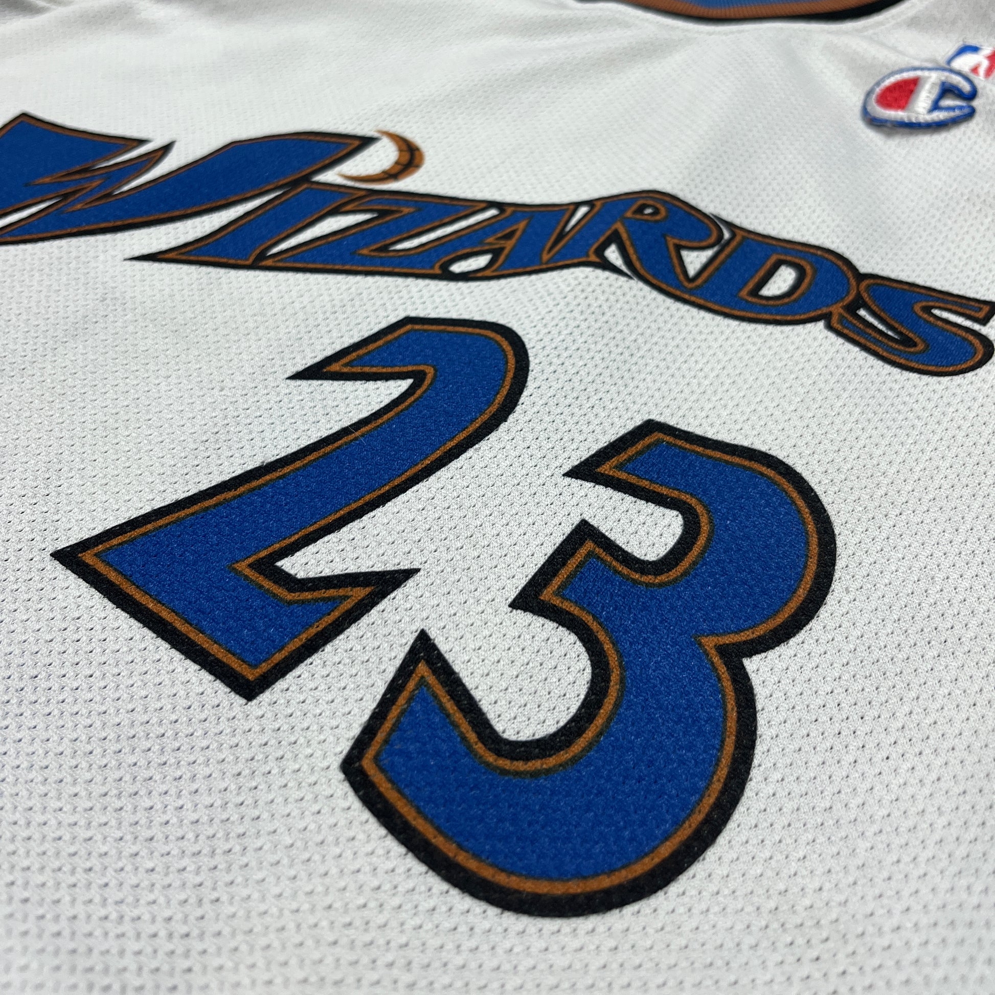 Shop women's clothing and wearable art at Victoria Susan in Camden, SC. 