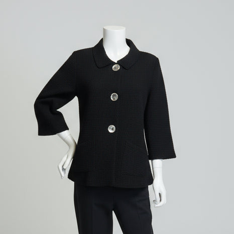 Shop women's clothing and wearable art at Victoria Susan in Camden, SC. 