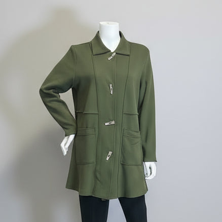 Shop women's clothing and wearable art at Victoria Susan in Camden, SC.