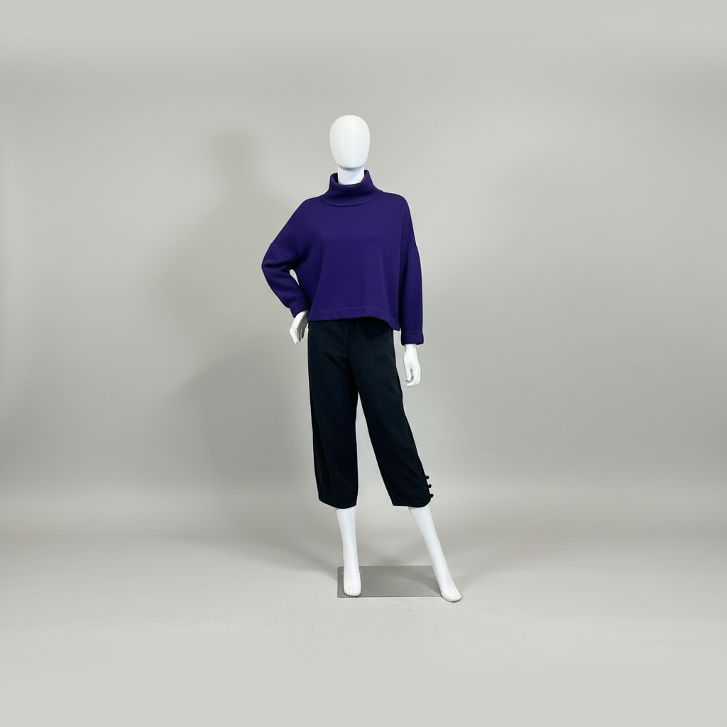 Shop women's clothes and wearable art at Victoria Susan in Camden, SC. 