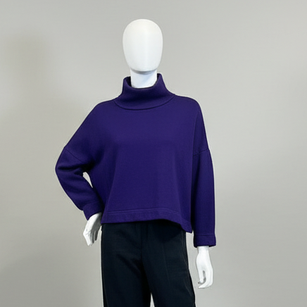 Shop women's clothes and wearable art at Victoria Susan in Camden, SC.