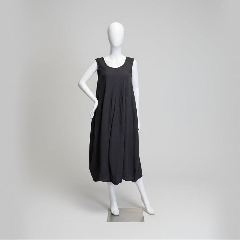 Shop women's clothing and wearable art at Victoria Susan in Camden, SC.