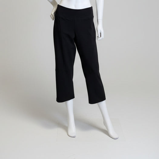 Shop women's clothing and wearable art at Victoria Susan in Camden, SC.