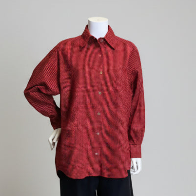 Shop women's clothes and wearable art at Victoria Susan in Camden, SC.