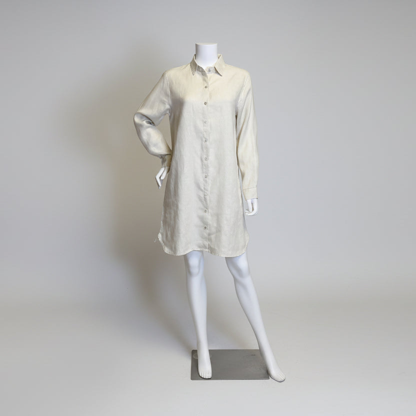 Victoria Susan Wearable Art is a ladies clothing boutique in Camden, SC.