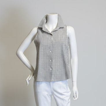 Victoria Susan Wearable Art is a ladies clothing boutique in Camden, SC.