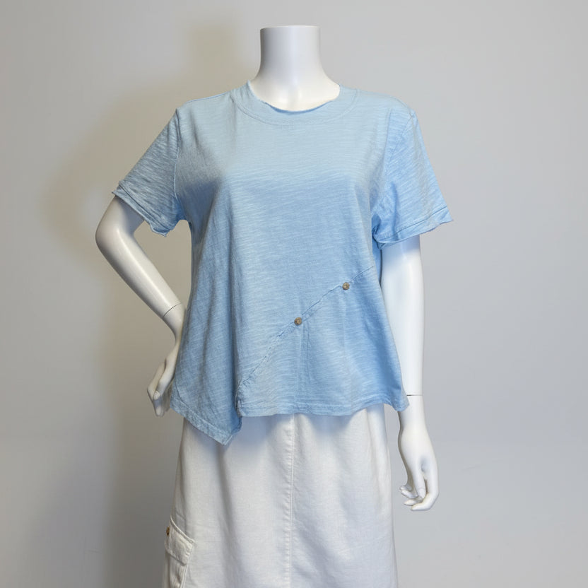 Shop women's clothing and wearable art at Victoria Susan in Camden, SC.