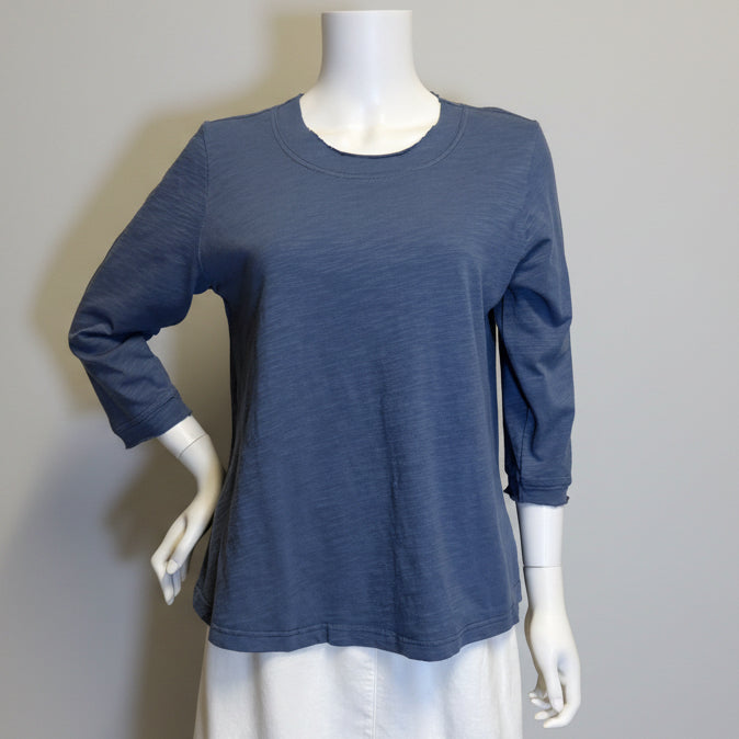 Shop women's clothing and wearable art at Victoria Susan in Camden, SC.