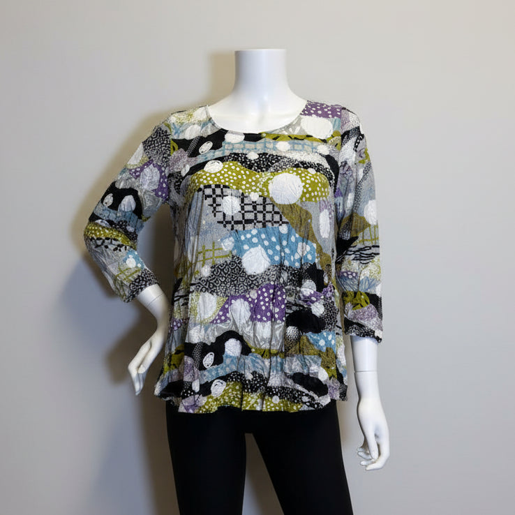 Shop women's clothing and wearable art at Victoria Susan Wearable Art in Camden SC.

