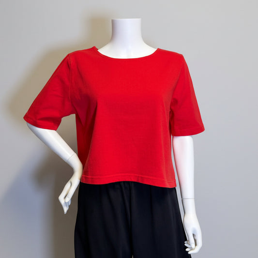 Shop women's clothes and wearable art at Victoria Susan in Camden, SC. 