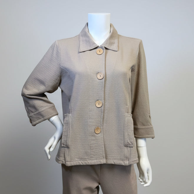 Shop women's clothing and wearable art at Victoria Susan in Camden, SC. 