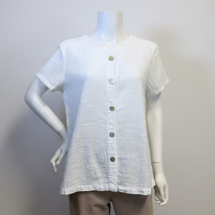 Shop women's clothing and wearable art at Victoria Susan in Camden, SC.