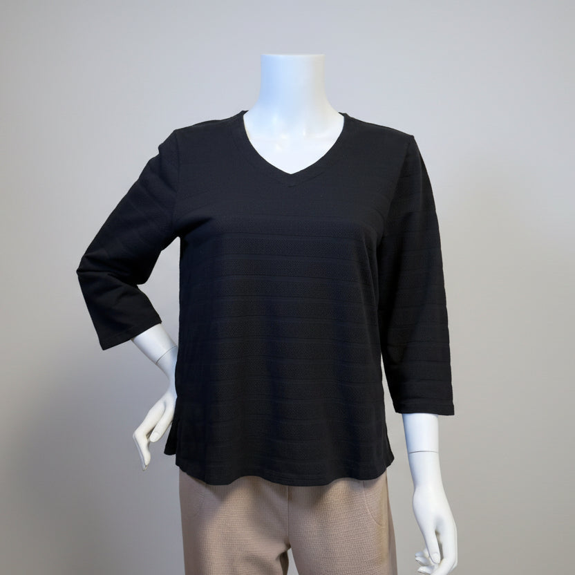 Shop women's clothing and wearable art at Victoria Susan in Camden, SC.