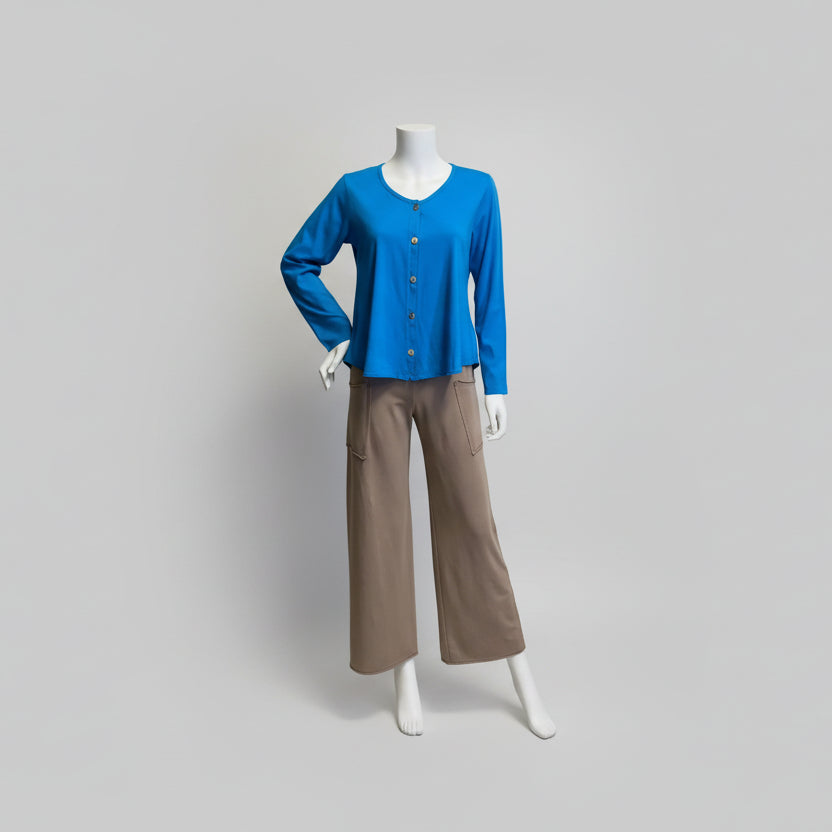 Victoria Susan Wearable Art is a ladies clothing boutique in Downtown Camden, SC.