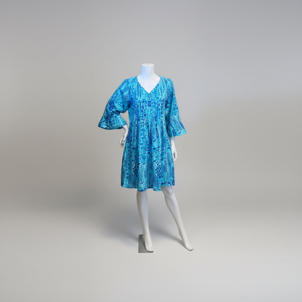 Shop women's clothes and wearable art at Victoria Susan in Camden, SC. 