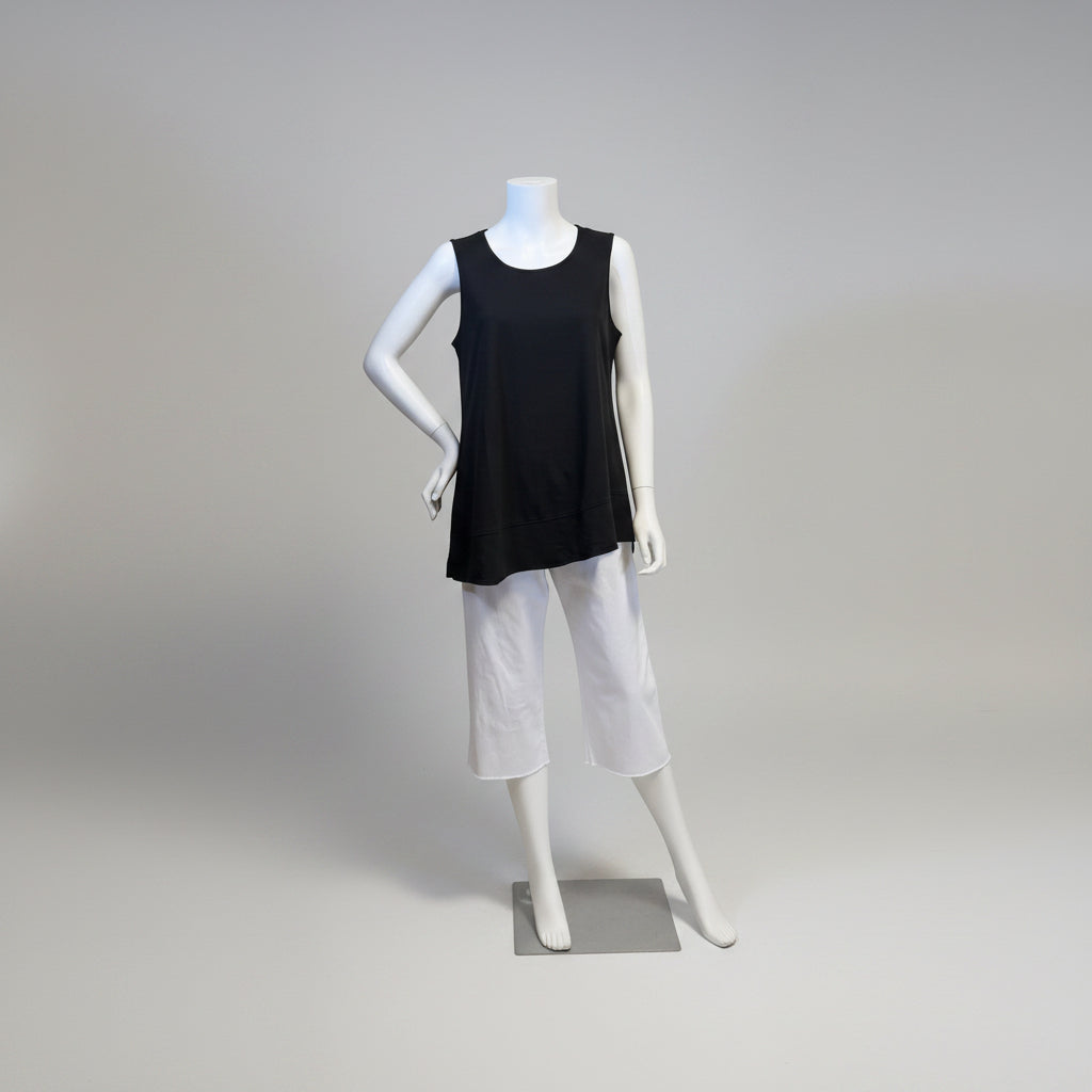 Shop women's clothing and wearable art at Victoria Susan in Camden, SC.