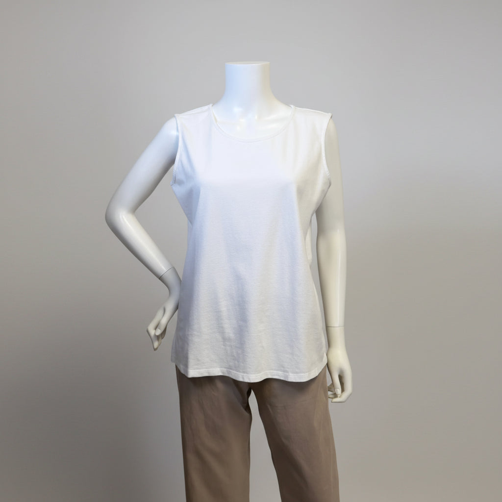 Shop women's clothing and wearable art at Victoria Susan in Camden, SC.