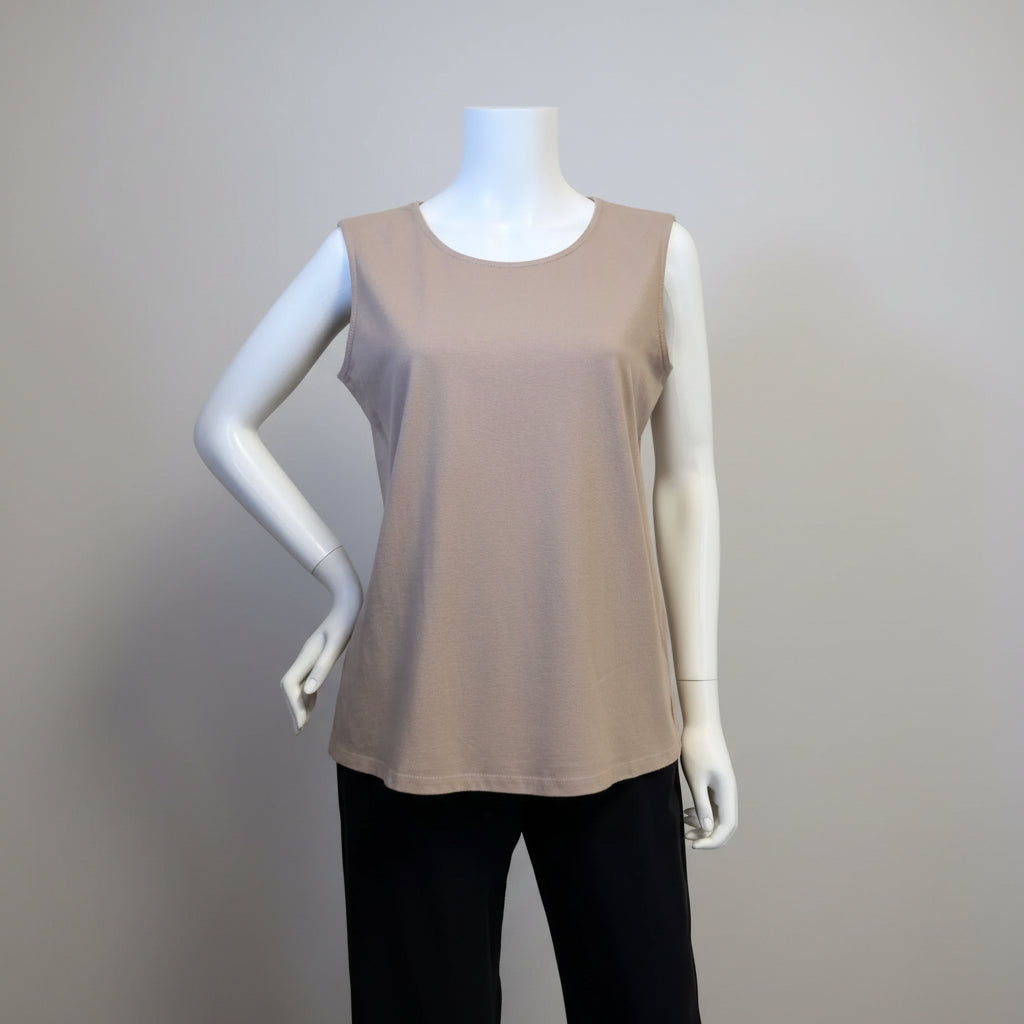 Shop women's clothing and wearable art at Victoria Susan in Camden, SC.