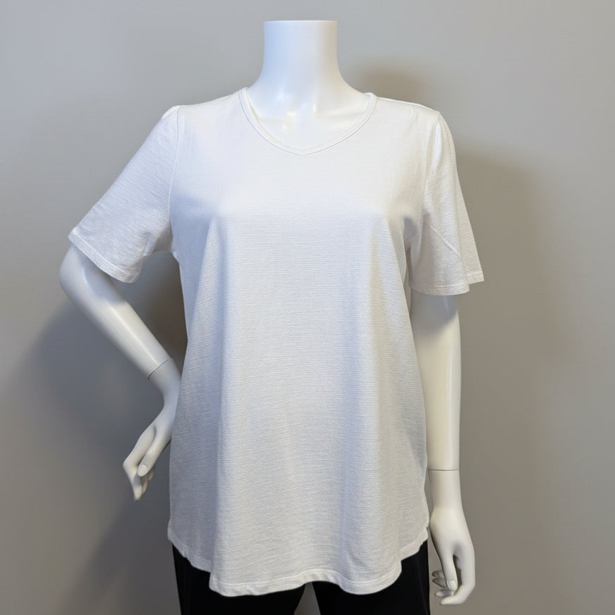 Shop women's clothing and wearable art at Victoria Susan in Camden, SC.