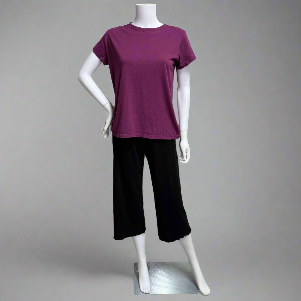 Shop women's clothing and wearable art at Victoria Susan in Camden, SC.