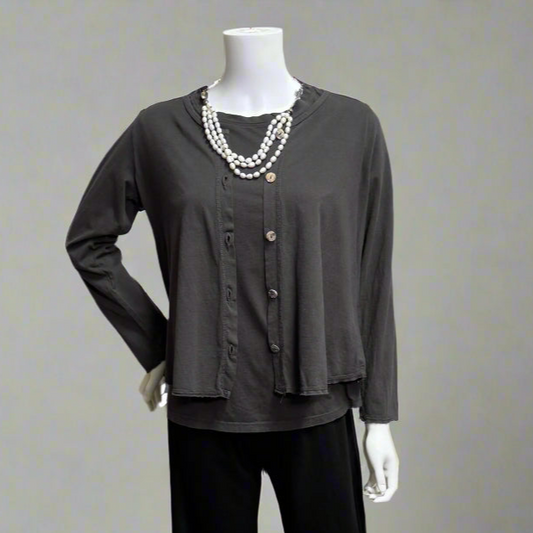 Victoria Susan Wearable Art is a ladies clothing boutique in Downtown Camden, SC.