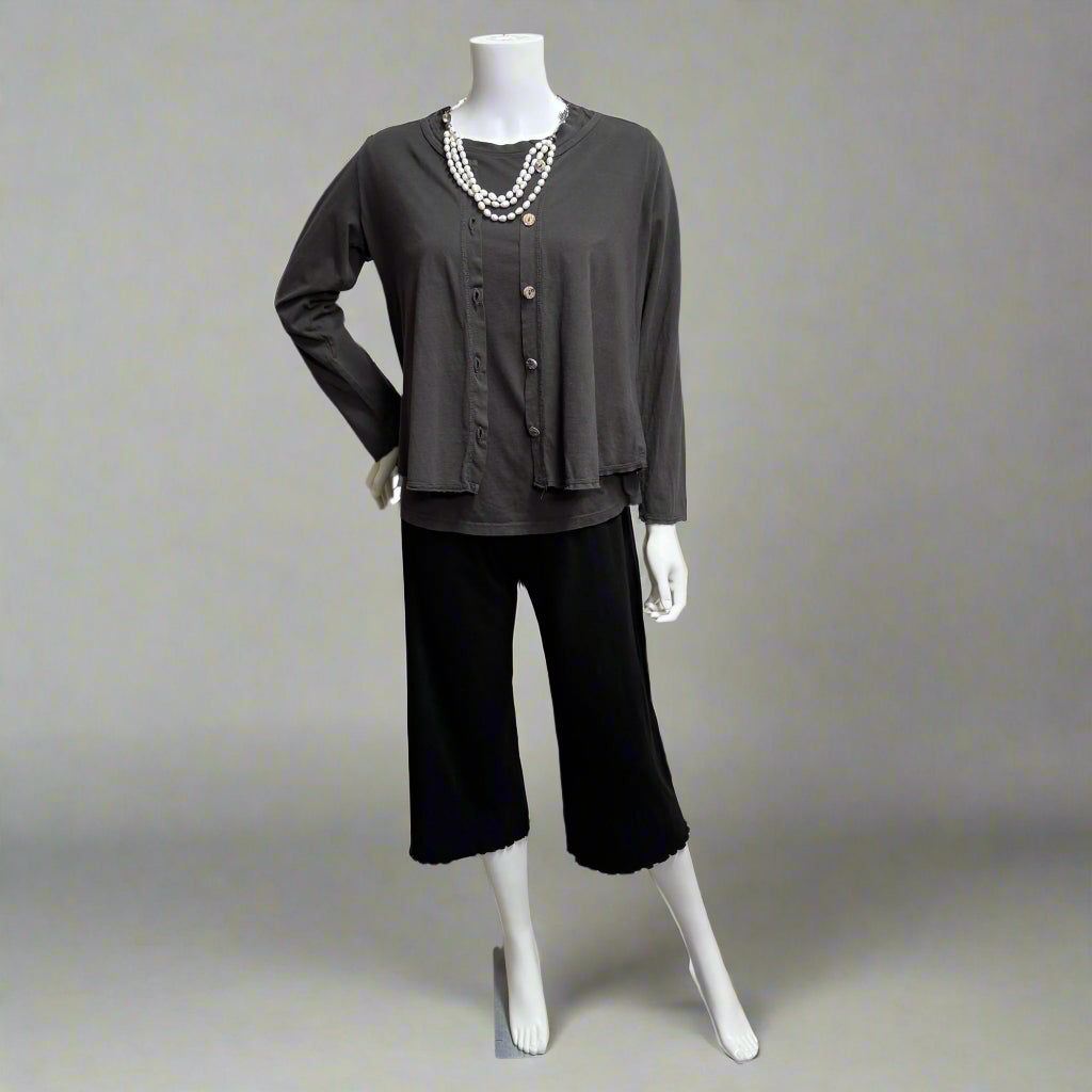 Victoria Susan Wearable Art is a ladies clothing boutique in Downtown Camden, SC.