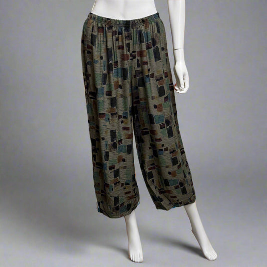 Shop Womens clothing and wearable art at Victoria Susan in Camden, SC.