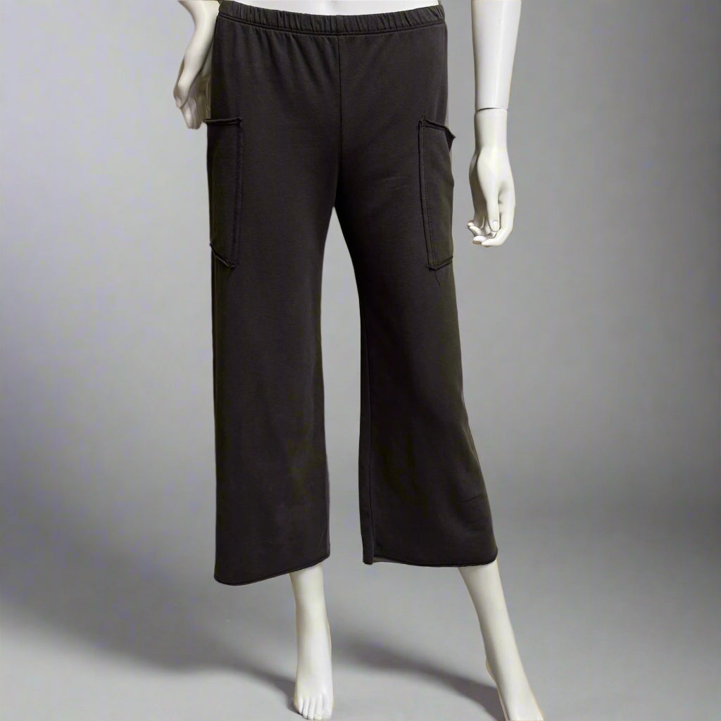 Victoria Susan Wearable Art is a ladies clothing boutique in Downtown Camden, SC.