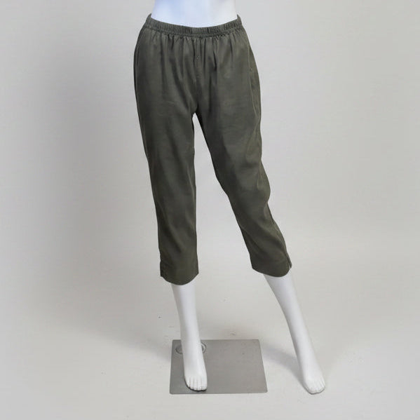Victoria Susan is a women’s clothing boutique in Camden, SC, specializing in Women's Clothing, Wearable Art, natural fibers, Made in USA favorites, and thoughtfully curated styles designed for comfort, quality, and personal expression.