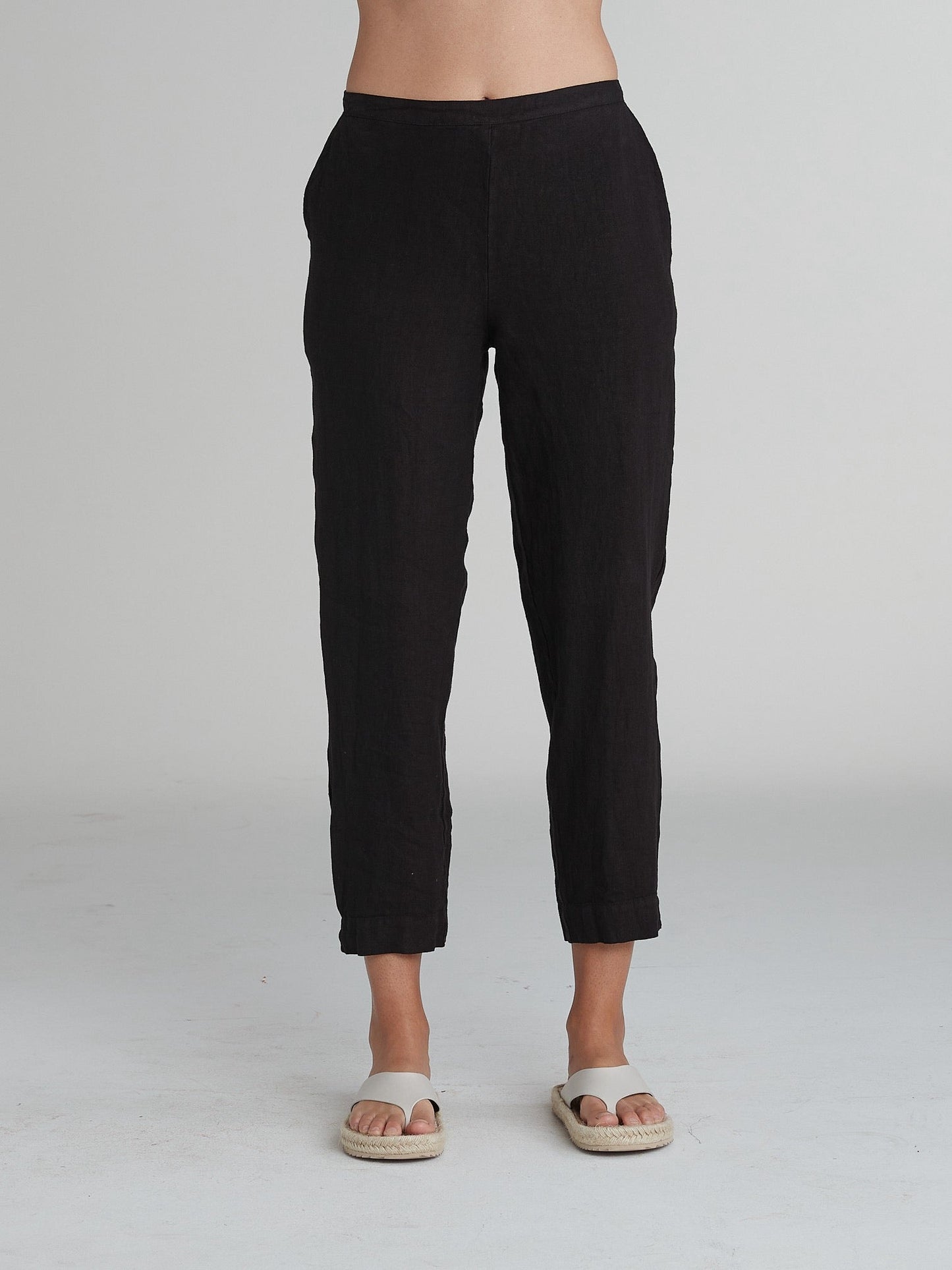 Audrey Pocket Pant in Linen by Cut-Loose