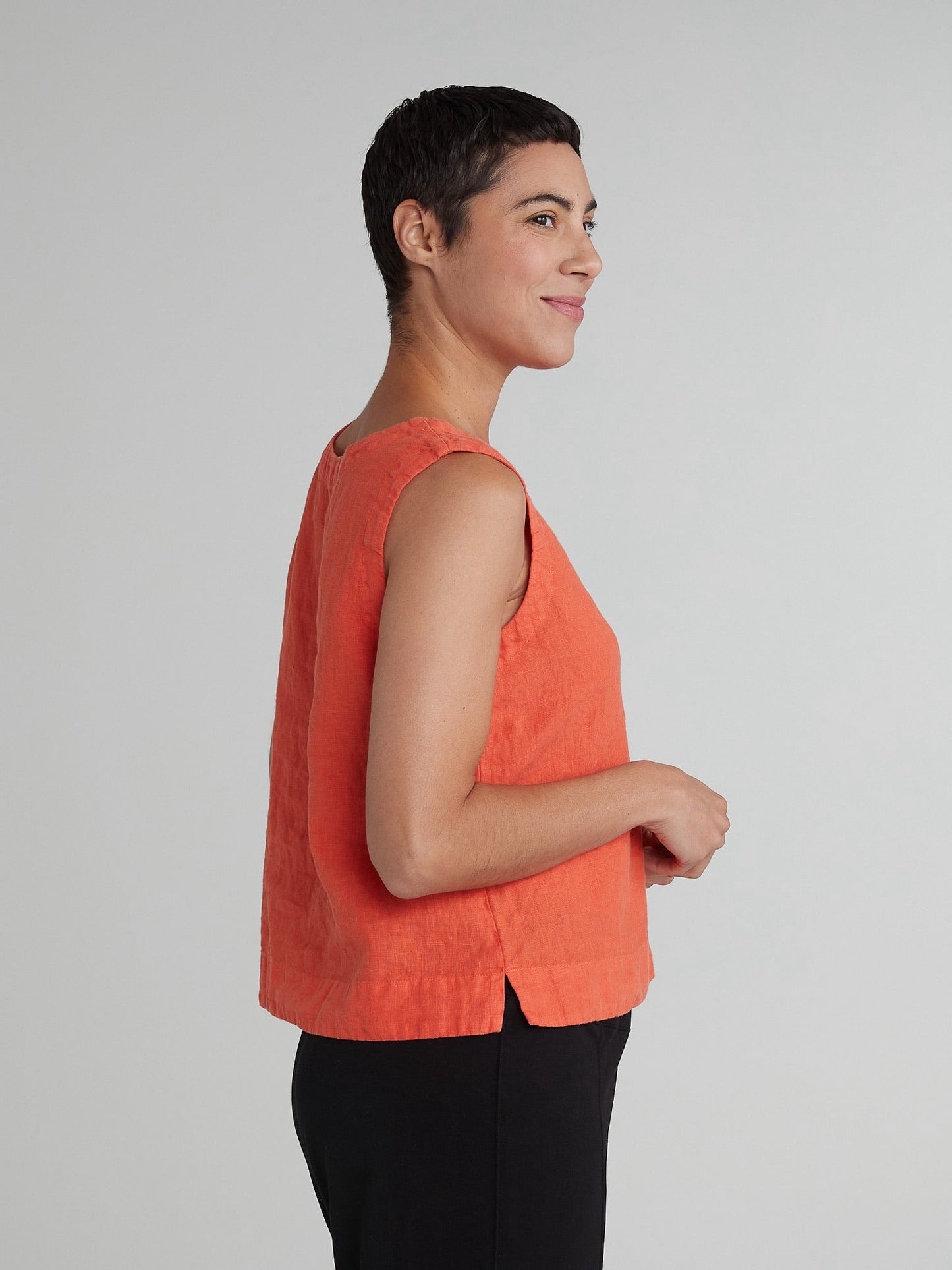 Linen Shell with Wide Facing in Linen by Cut-Loose
