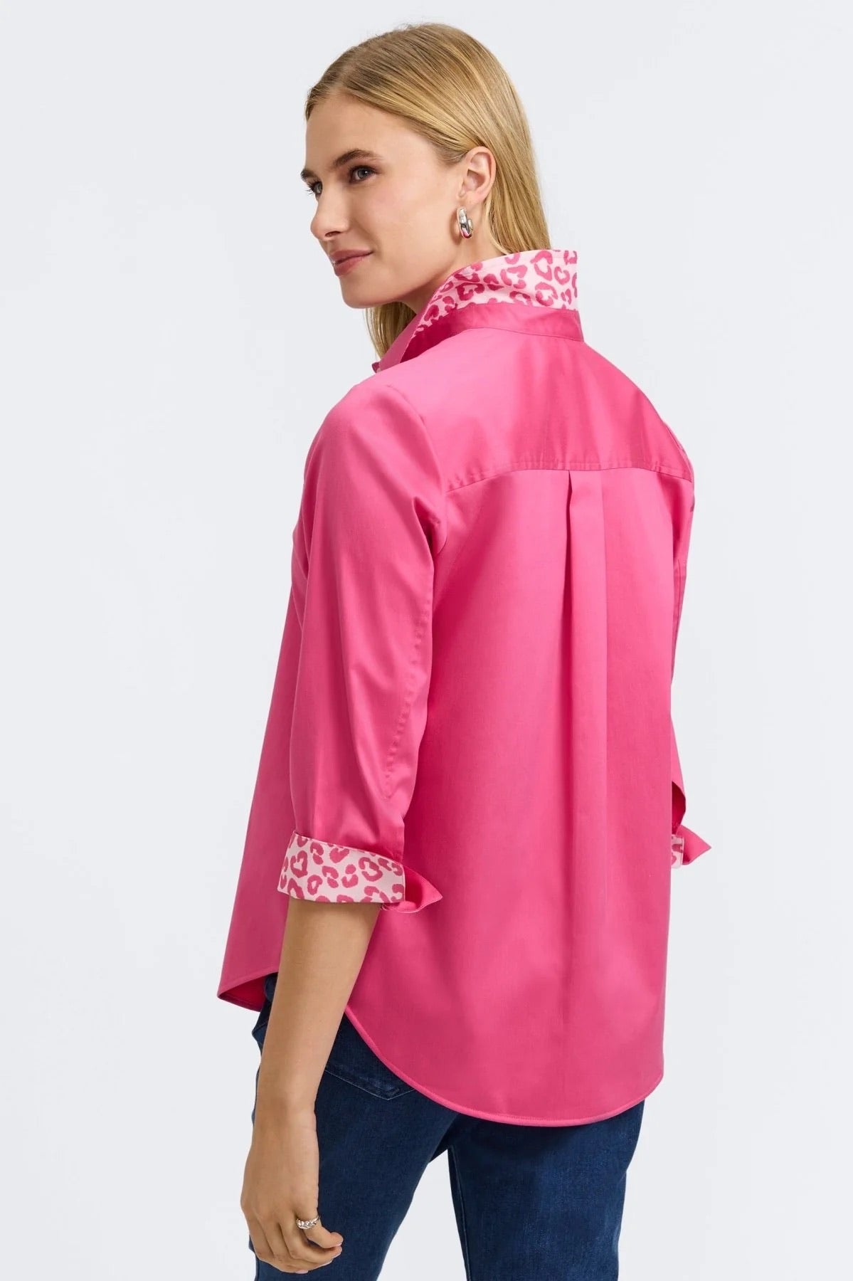 Victoria Susan Wearable Art is a Women's Clothing Boutique in Downtown Camden, SC.
