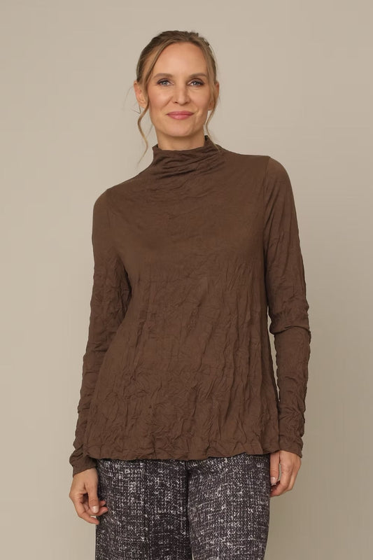 Brylee Mock Neck Top in Crinkle Jersey by Chalet et Ceci