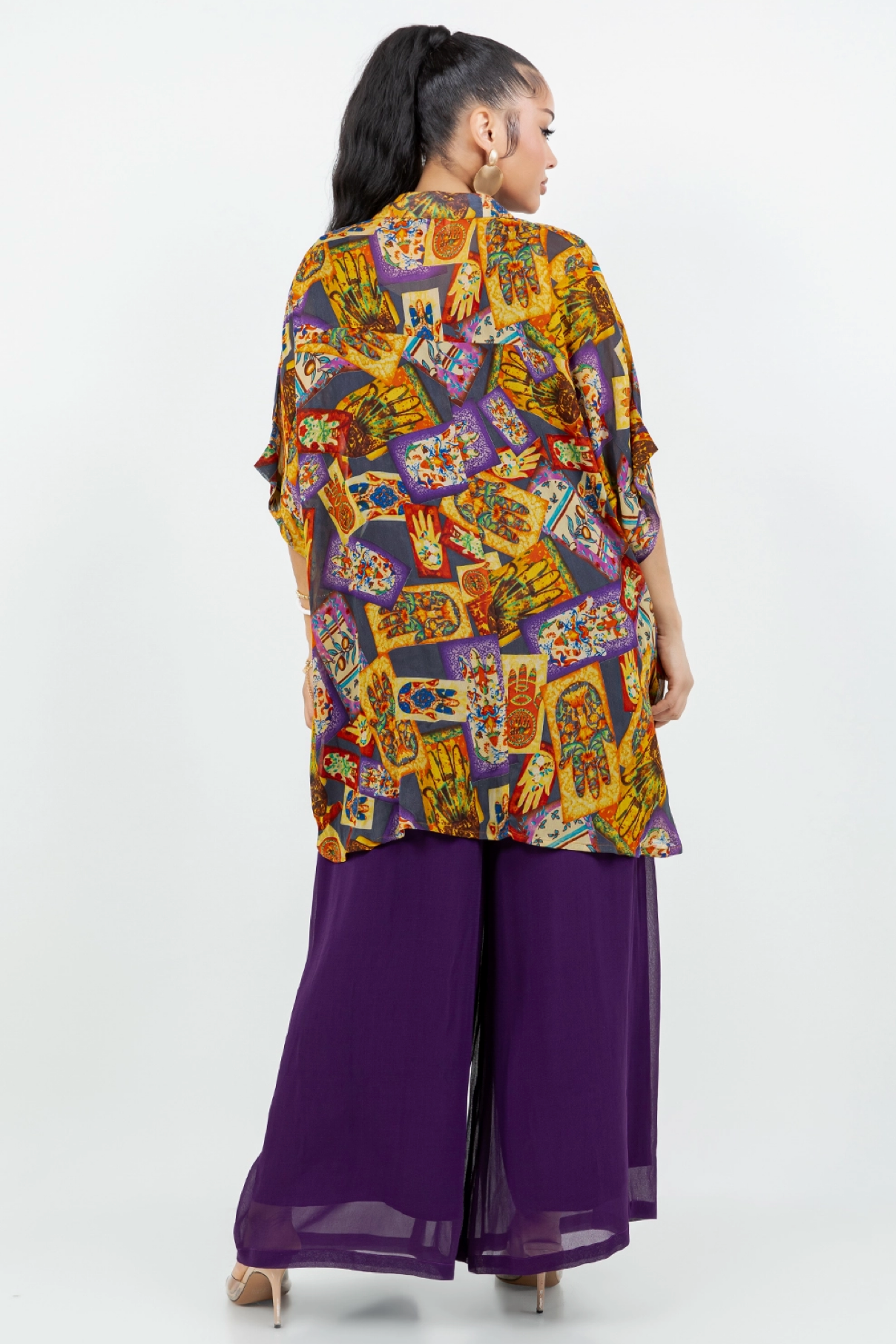 Victoria Susan is a women’s clothing boutique in Camden, SC, specializing in Women's Clothing, Wearable Art, natural fibers, Made in USA favorites, and thoughtfully curated styles designed for comfort, quality, and personal expression. We believe great style should feel as good as it looks, with collections selected to help women look polished, confident, and comfortable every day.