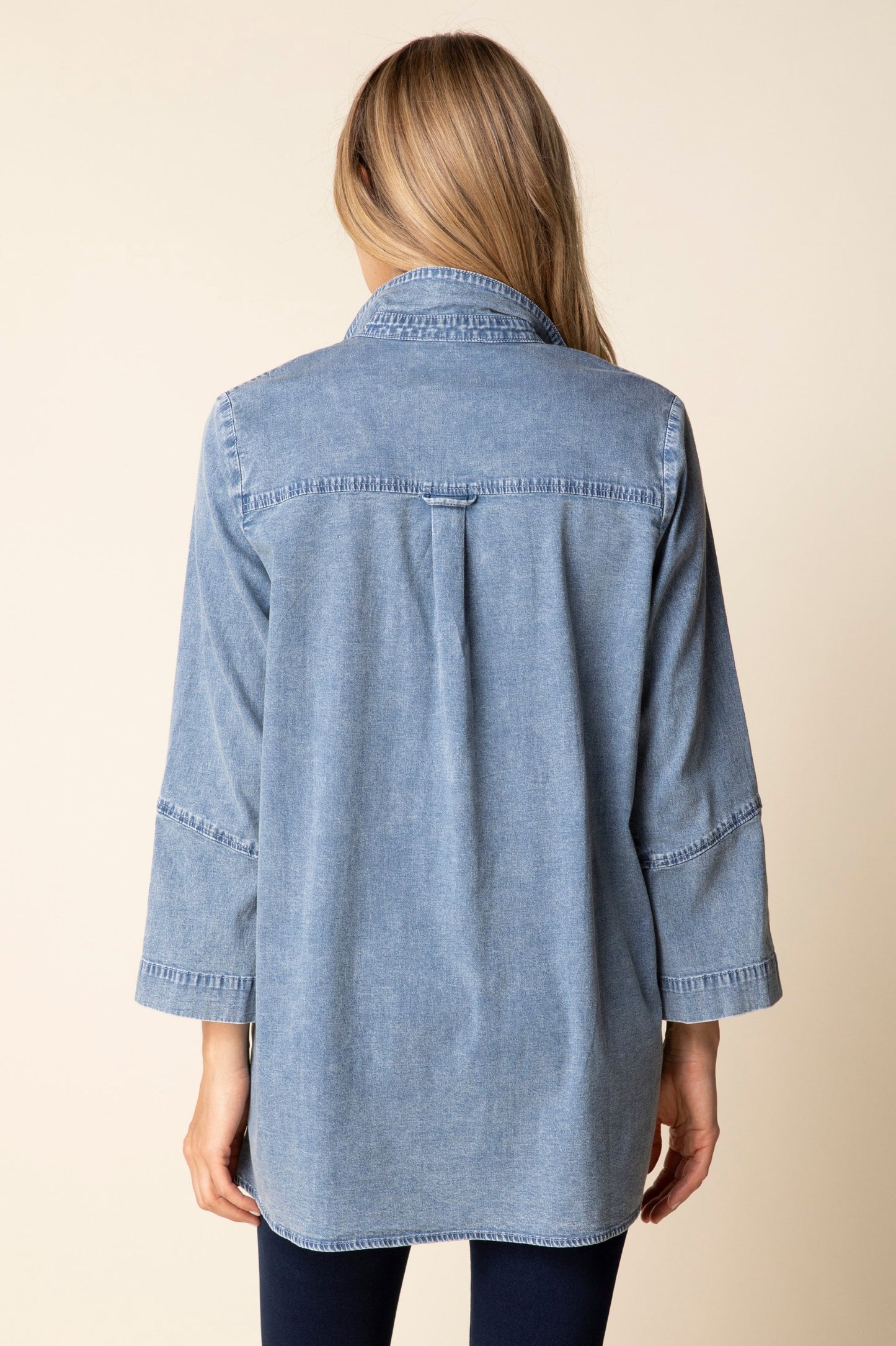 Shop women's clothing and wearable art at Victoria Susan in Camden, SC.